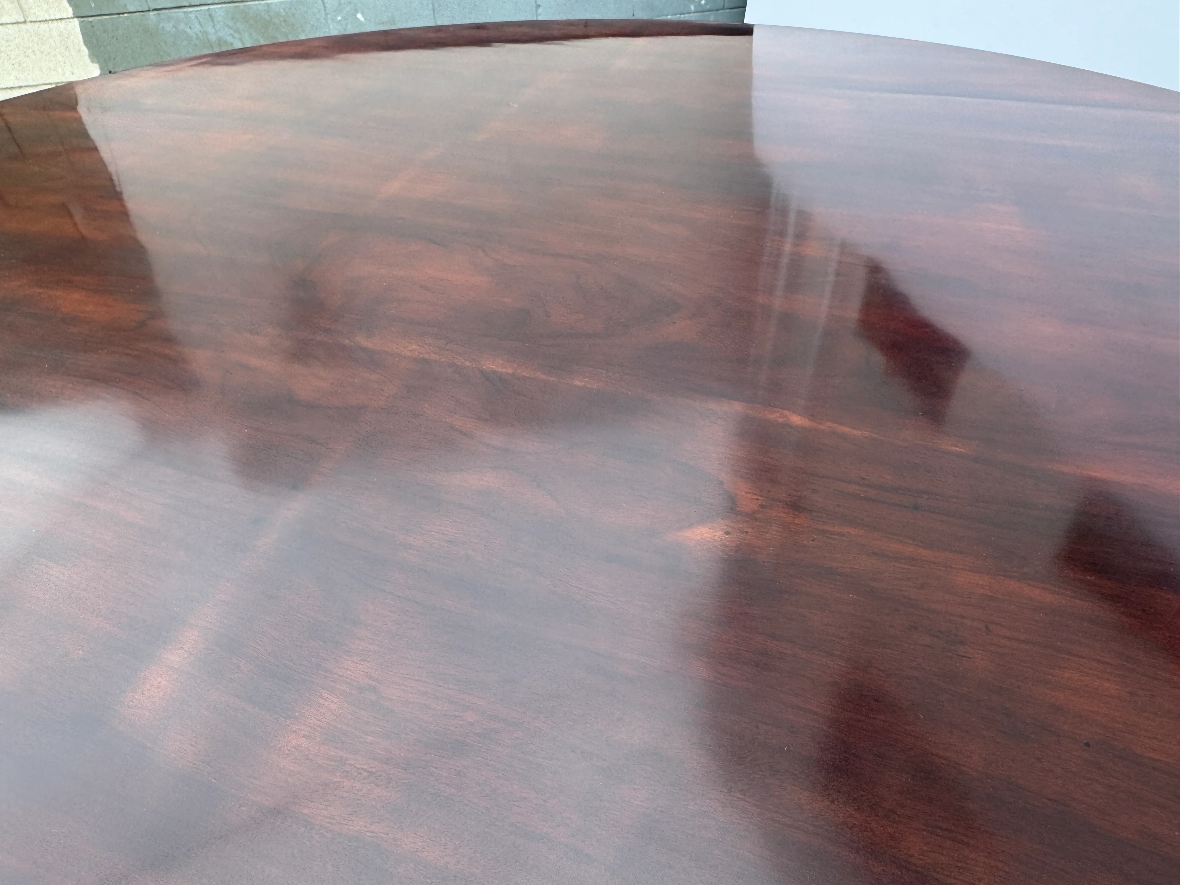 AF1-014:  ANTIQUE EARLY 20th CENTURY ENGLISH REGENCY STYLE MAHOGANY 60" DIAMETER DINING TABLE - Image 17