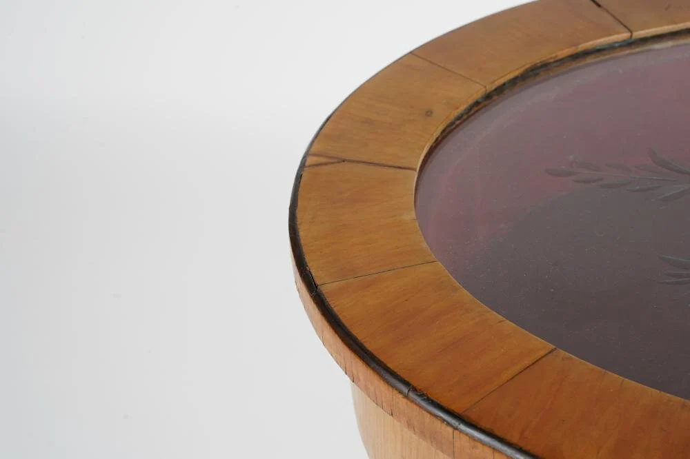 AF1-113: ANTIQUE MID 19TH CENTURY AUSTRIAN BIEDERMEIER OVAL VITRINE SIDE TABLE - Image 4