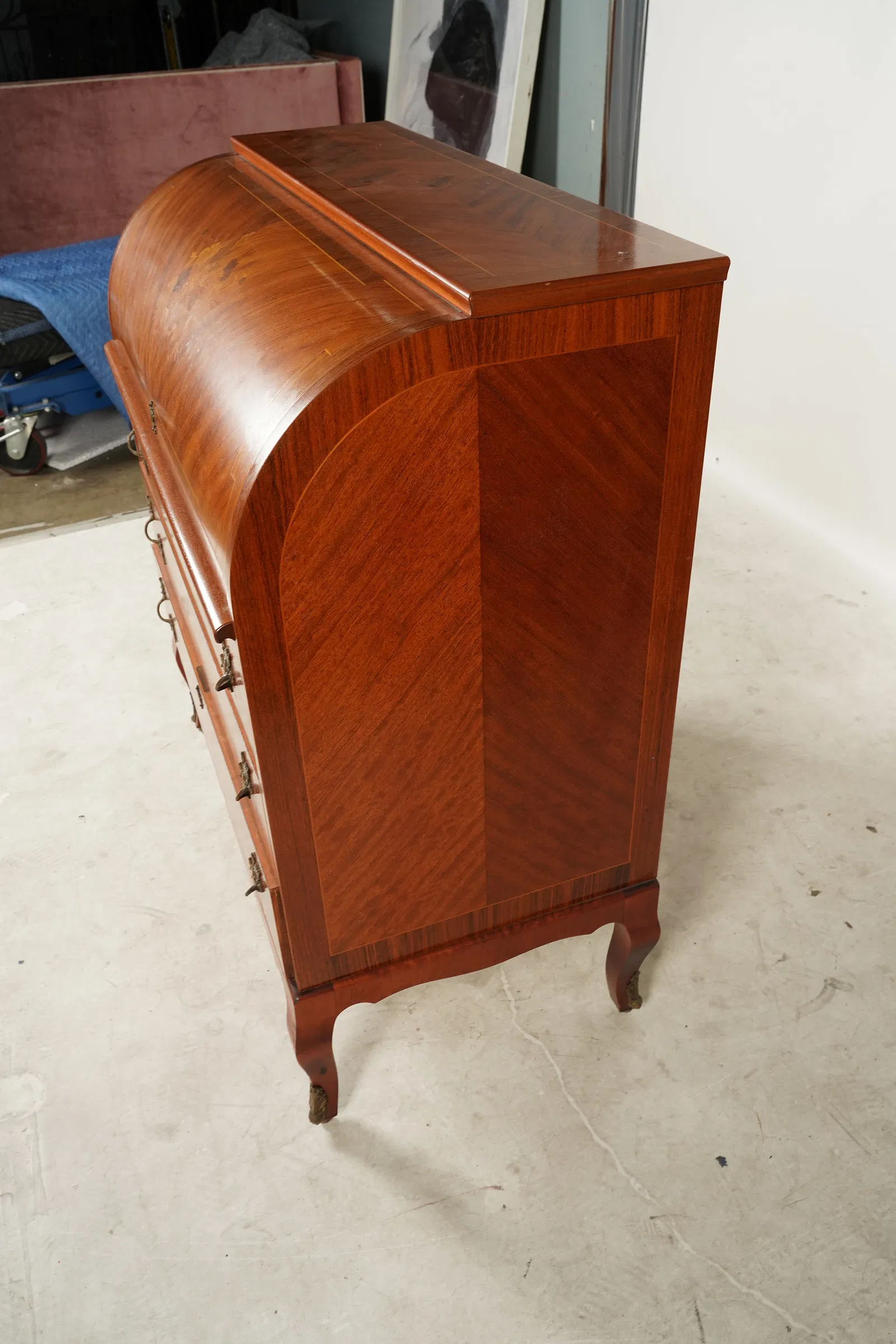 AF5-049: Fine French  Louis XV Style Parquetry and Marquetry Cylinder Desk - Image 7