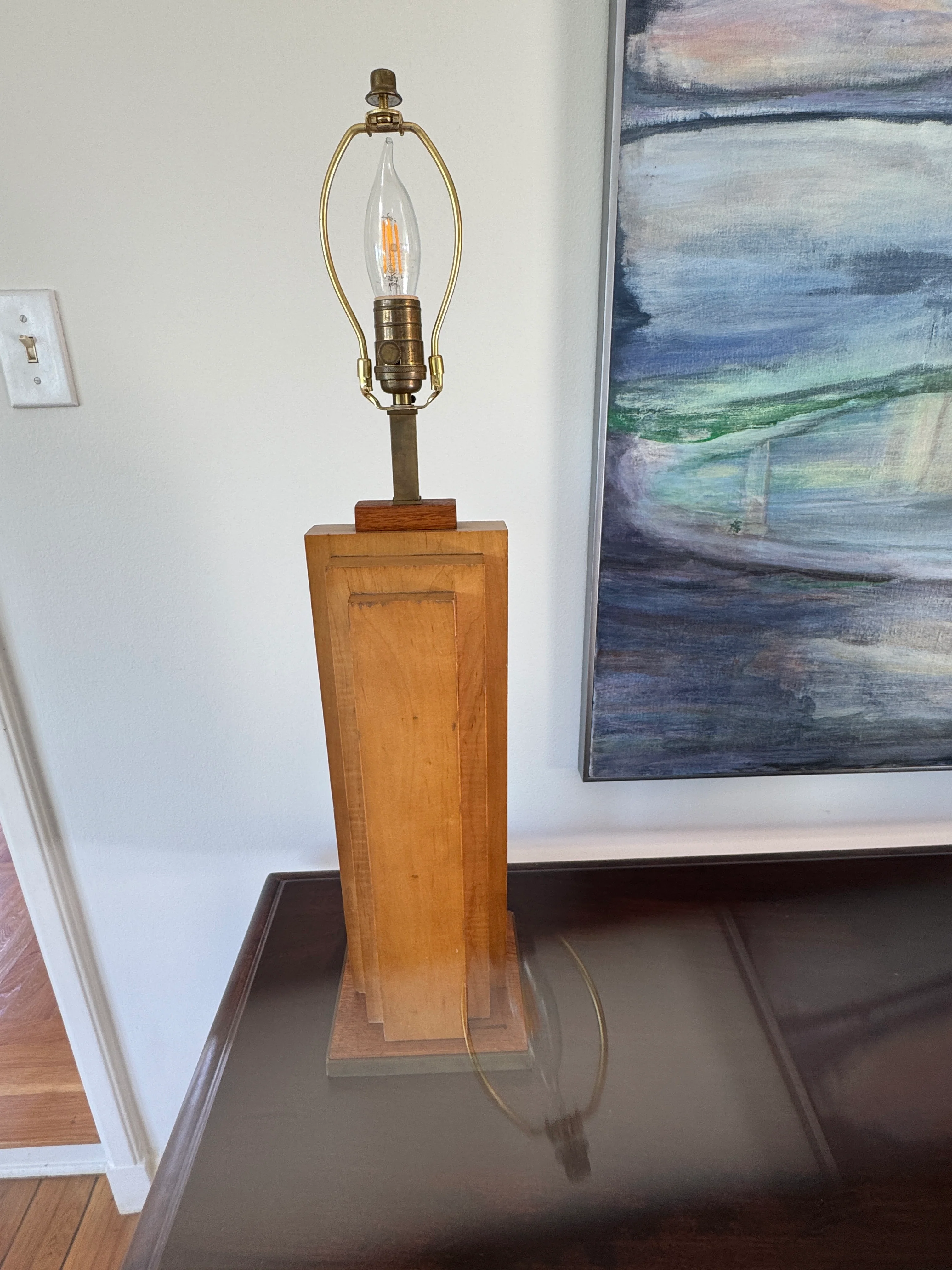 AL2-039: Antique Mid Century Modern Wood Skyscraper Art Deco Pair Table Lamps Circa 1940's - Image 6